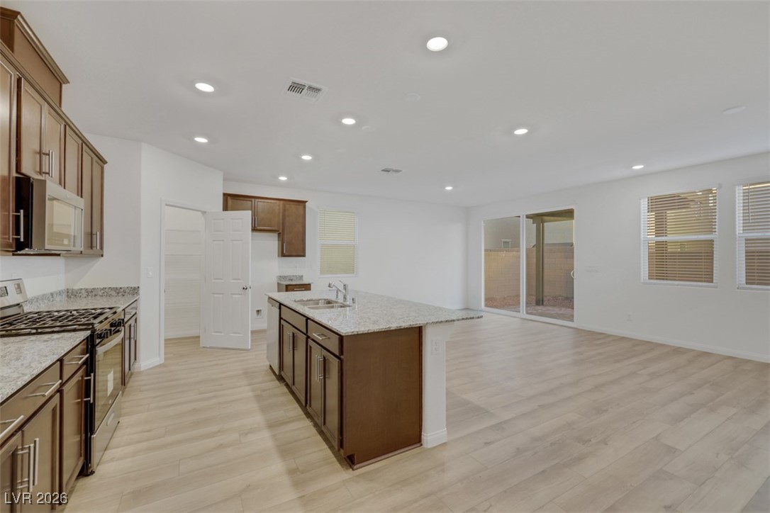 Photo 6 of 45, 7262 Copper Grove Avenue