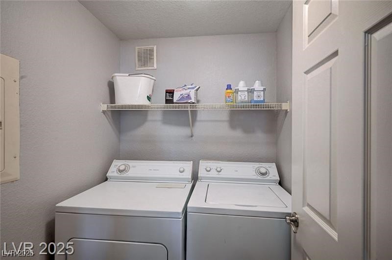 Photo 19 of 37, 4400 S Jones Boulevard #1119