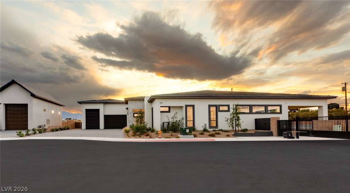 5885 St Ebbes Court, Las Vegas 89131