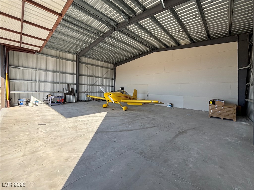 Photo 9 of 19, 1180 E Airplane Place