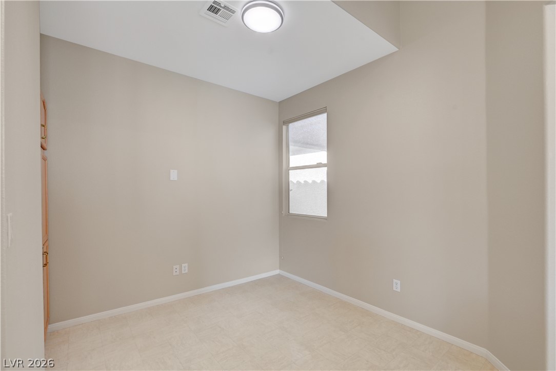 Photo 10 of 44, 94 John Stuart Mill Street