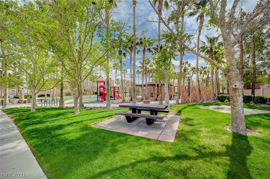 Photo 41 of 44, 94 John Stuart Mill Street