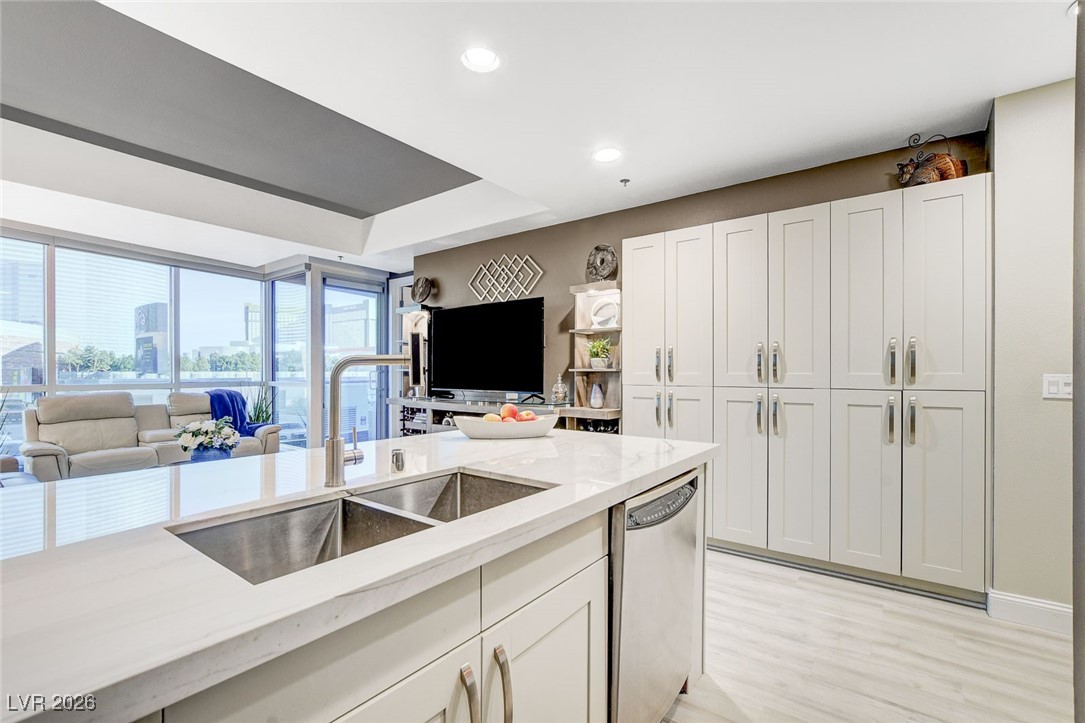 Photo 10 of 57, 4525 Dean Martin Drive #505