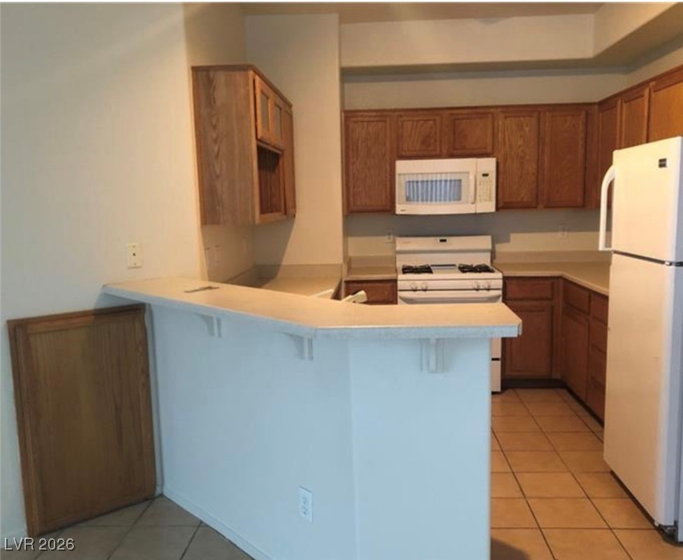 Photo 6 of 33, 4456 Acropolis Avenue