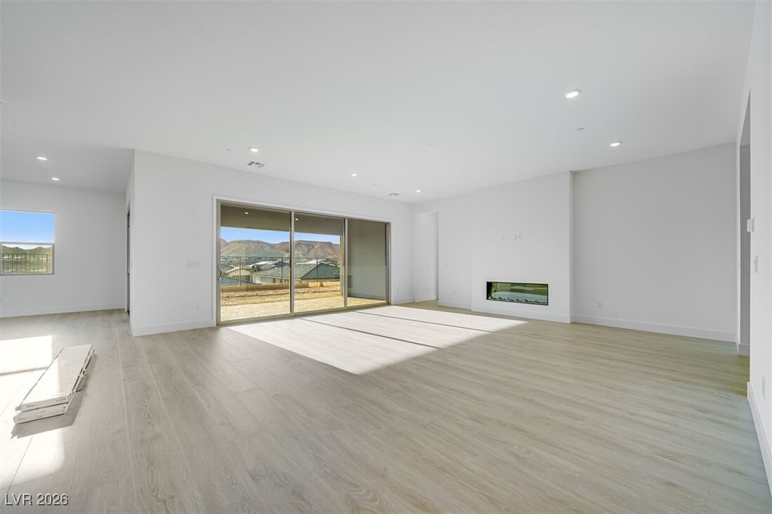 Photo 3 of 203 Paraggi Bay Drive