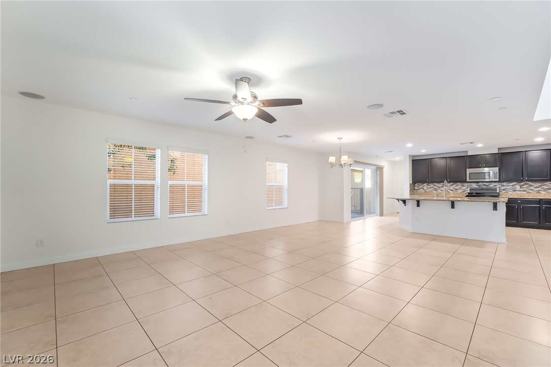 Photo 9 of 39, 3052 Camino Rico Avenue