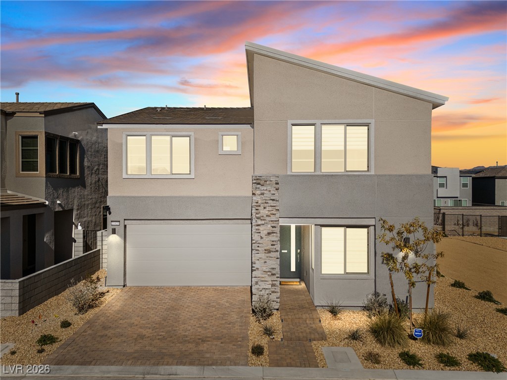 10416 Smokey Mariposa Avenue, Las Vegas 89166