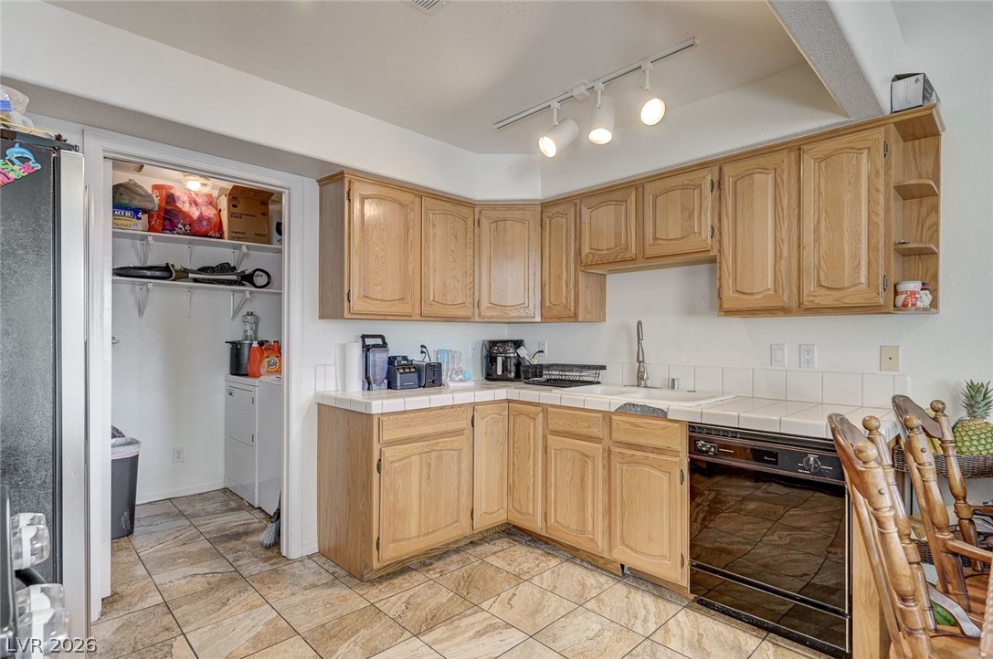 Photo 7 of 23, 701 Capri Drive #12C