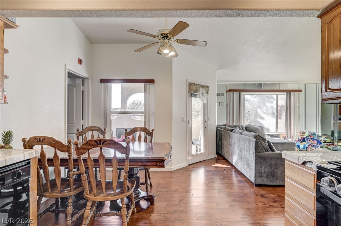 Photo 9 of 23, 701 Capri Drive #12C