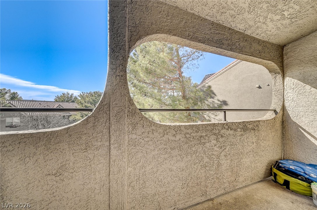 Photo 19 of 23, 701 Capri Drive #12C