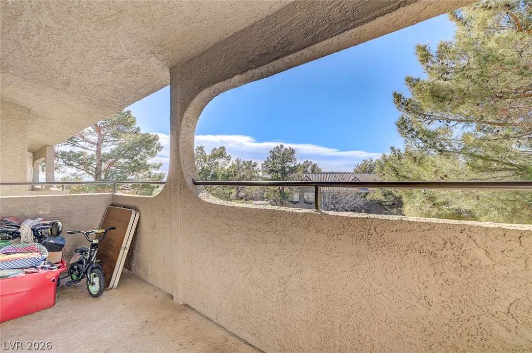 Photo 20 of 23, 701 Capri Drive #12C