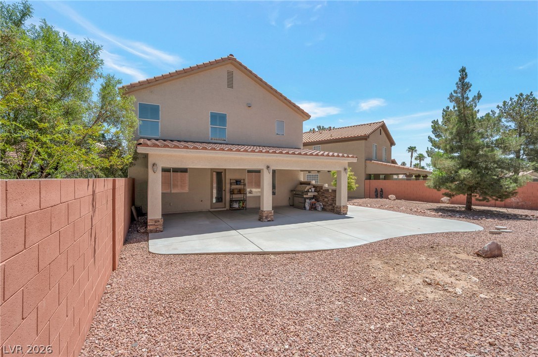Photo 24 of 31, 1449 Desert Hills Drive