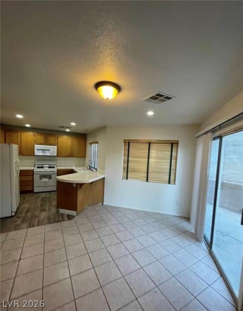 Photo 13 of 44, 7517 Apple Cider Street
