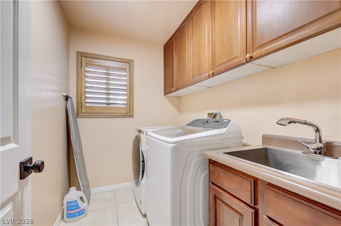 Photo 33 of 79, 937 Denberry Way