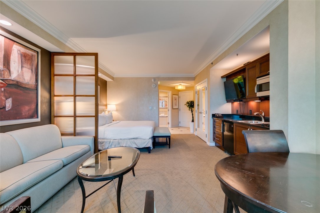 Photo 14 of 33, 145 E HARMON Avenue #2417