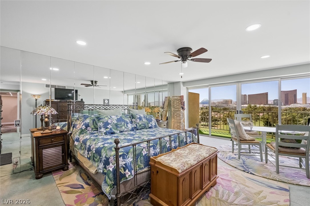 Photo 18 of 43, 3111 Bel Air Drive #8A