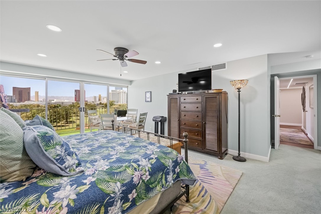 Photo 19 of 43, 3111 Bel Air Drive #8A