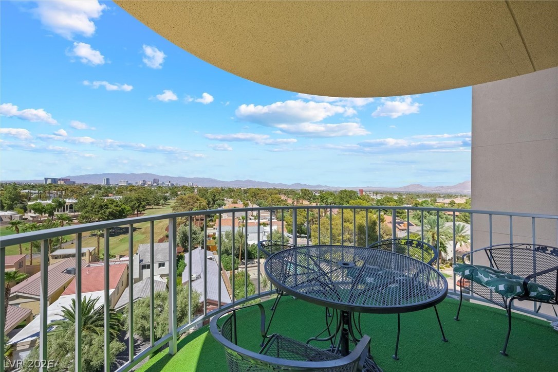 Photo 33 of 43, 3111 Bel Air Drive #8A