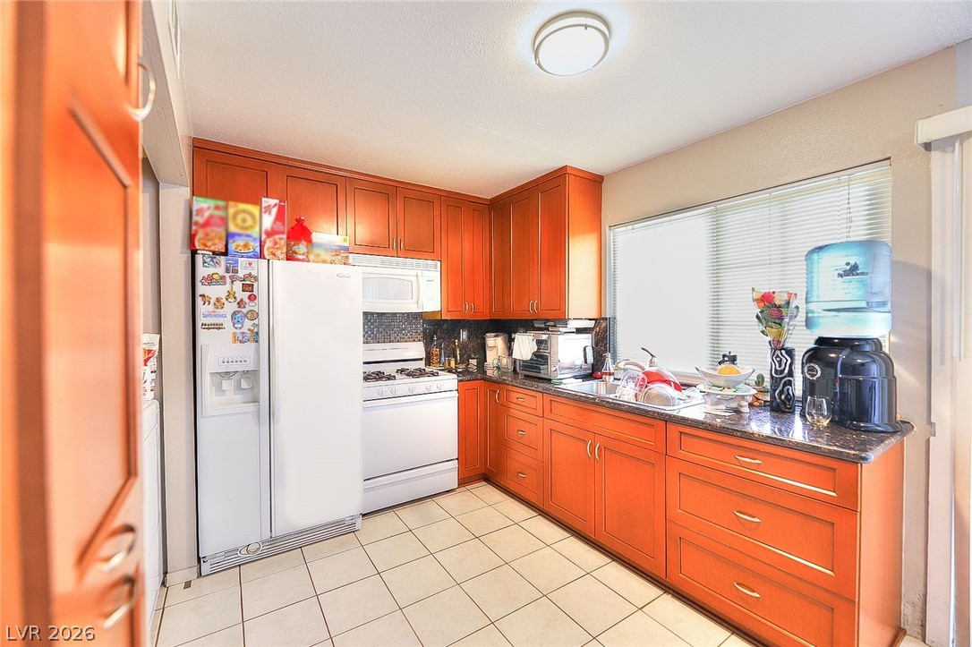 Photo 4 of 1500 Hialeah Drive #C