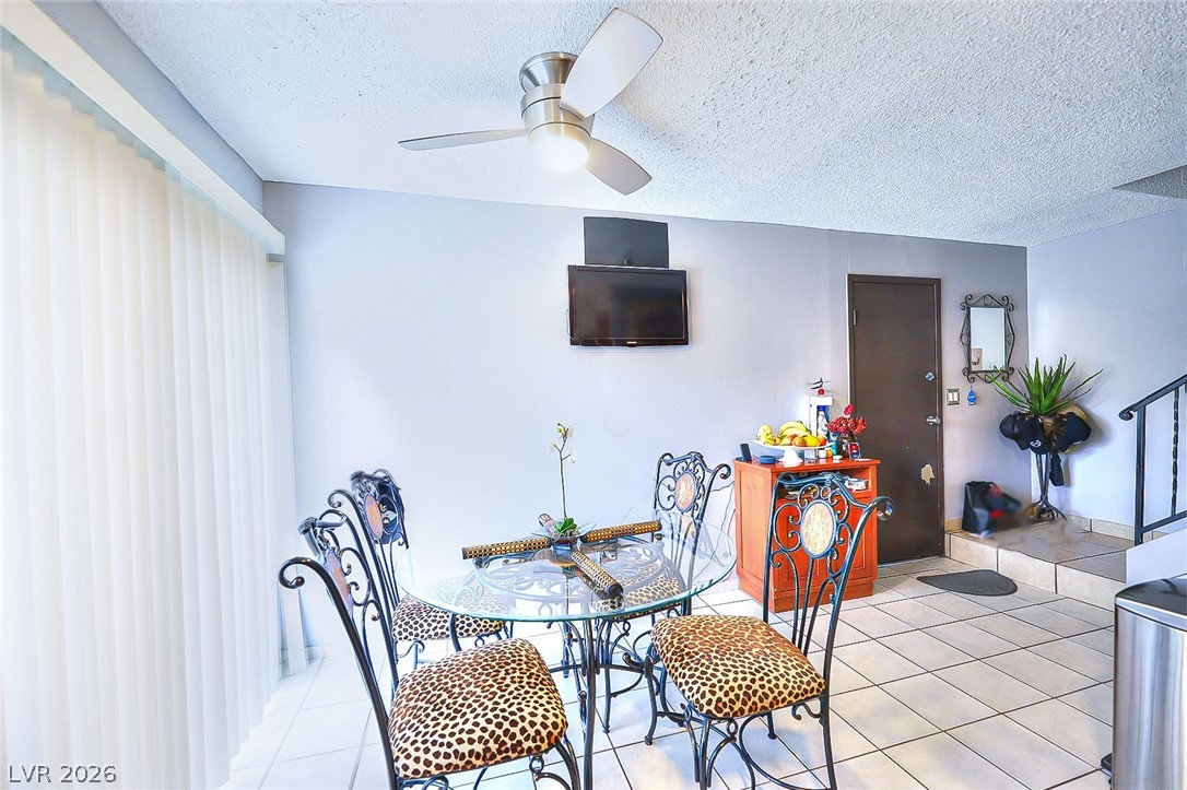 Photo 6 of 17, 1500 Hialeah Drive #C