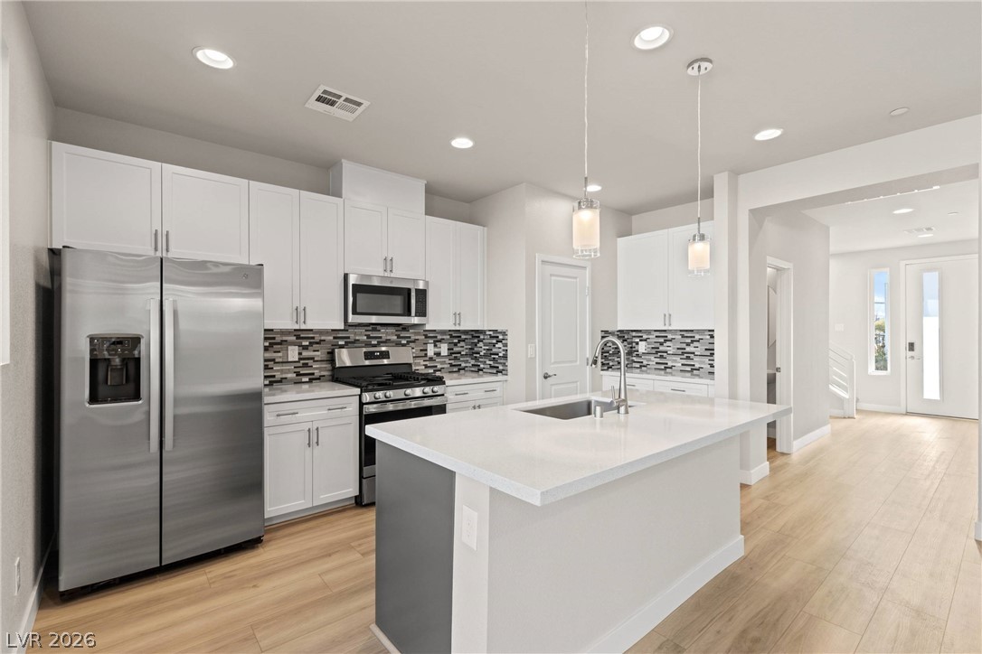 8629 Ensworth Street #105, Las Vegas 89123