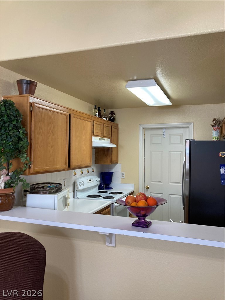 Photo 16 of 41, 1800 Edmond Street #213