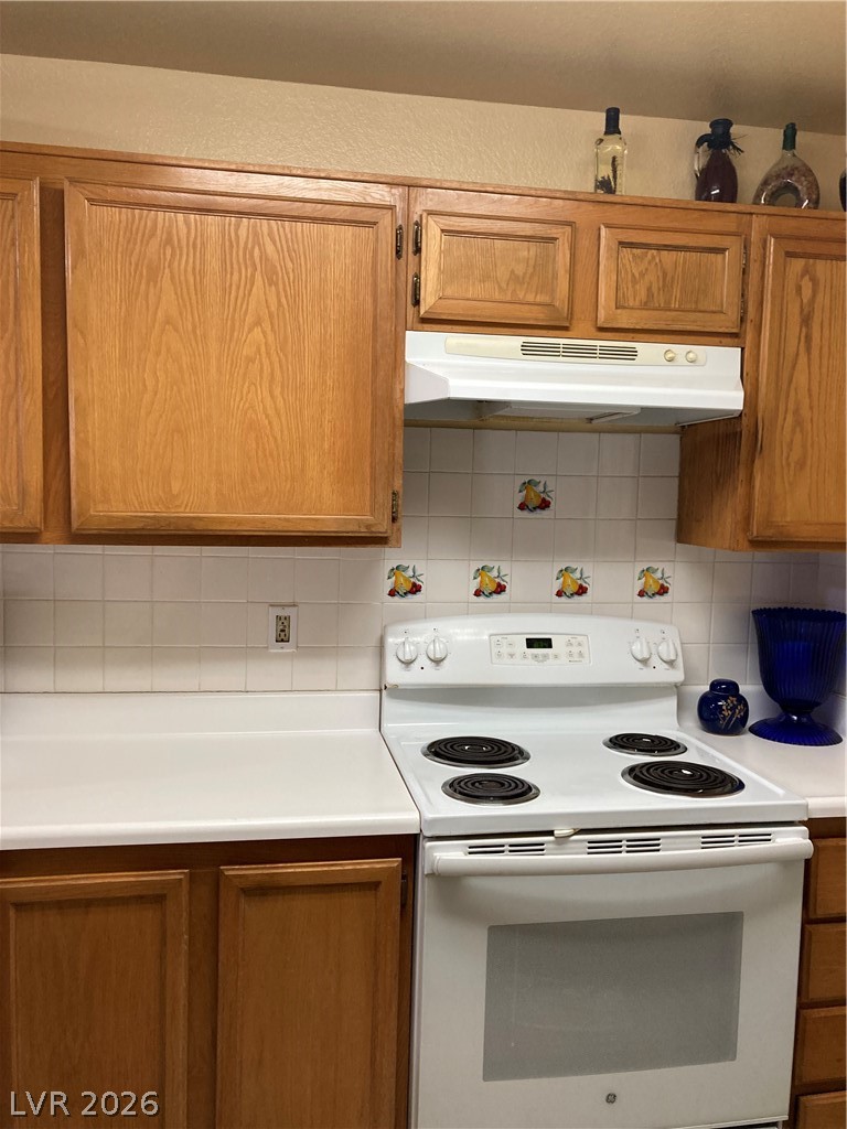 Photo 20 of 41, 1800 Edmond Street #213