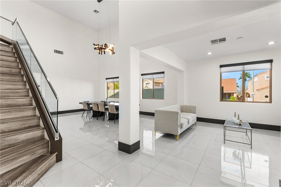Photo 4 of 521 Kanani Court