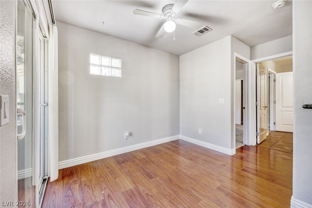 Photo 17 of 33, 3145 E Flamingo Road #2026
