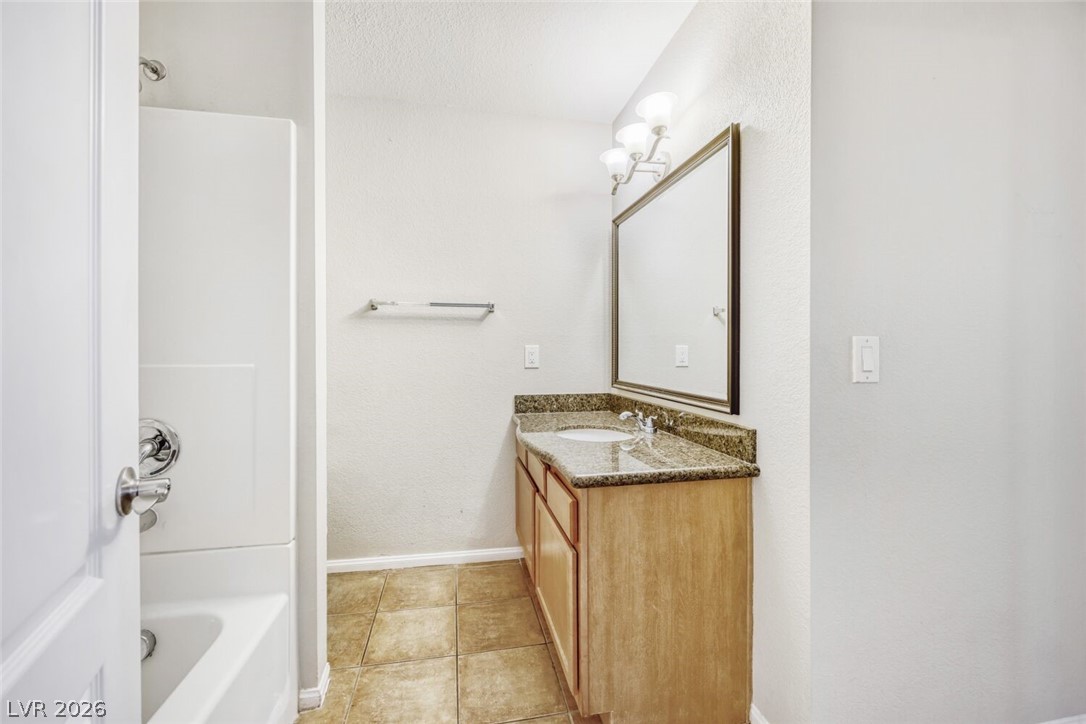 Photo 27 of 33, 3145 E Flamingo Road #2026