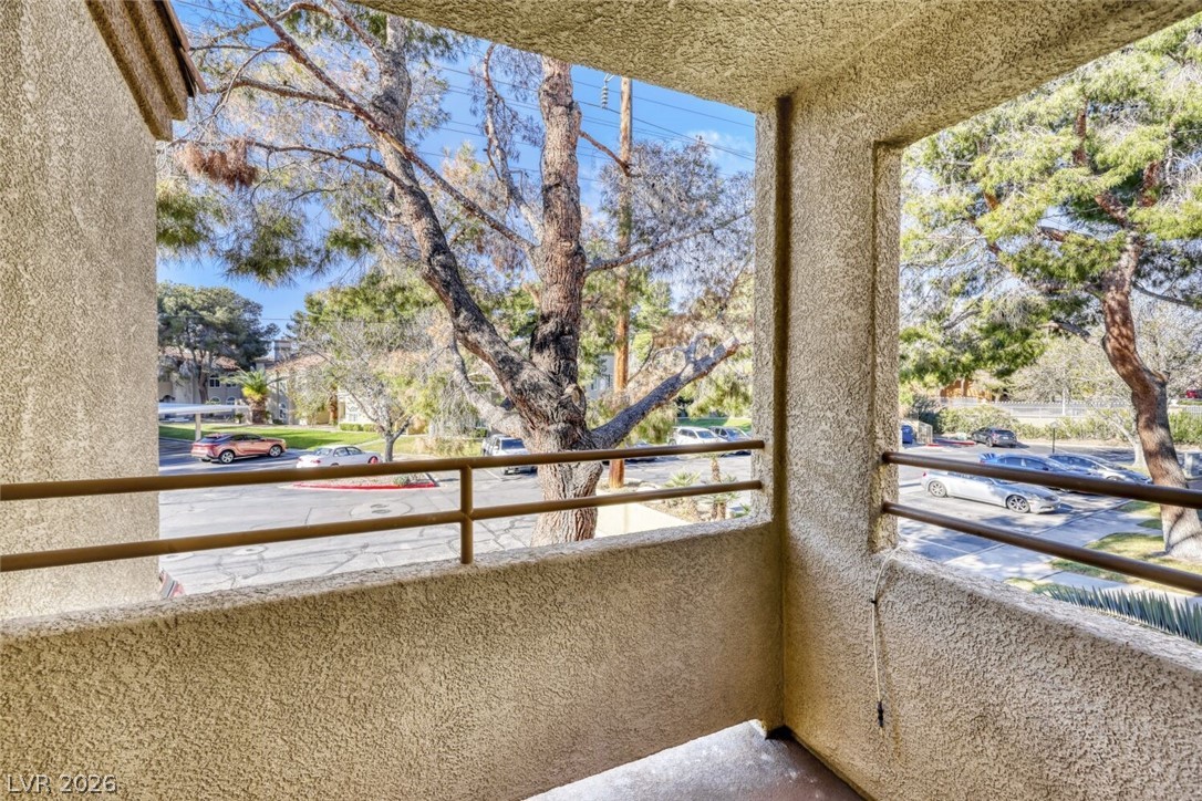 Photo 32 of 33, 3145 E Flamingo Road #2026