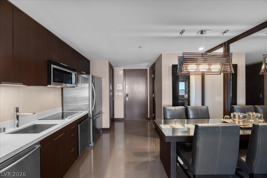 Photo 14 of 32, 2600 W Harmon Avenue #37010