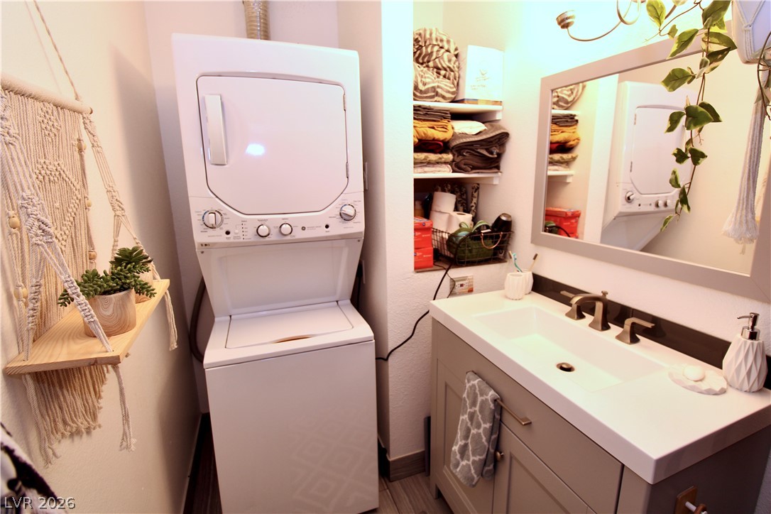 Photo 33 of 46, 1303 Darlene Way #102B