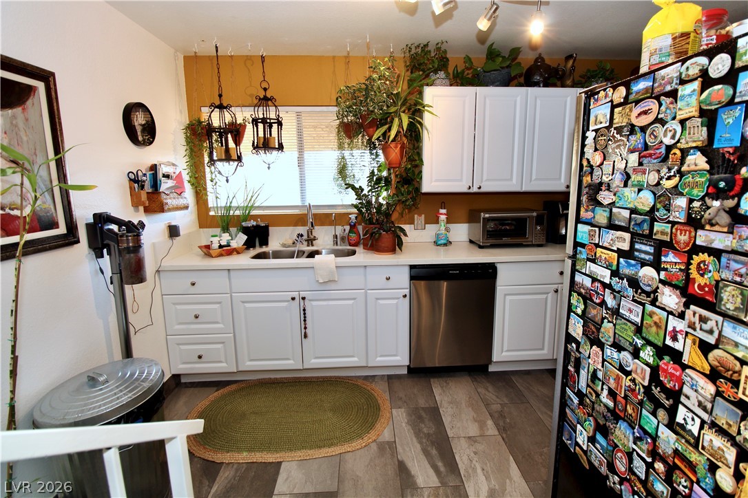 Photo 21 of 46, 1303 Darlene Way #102B