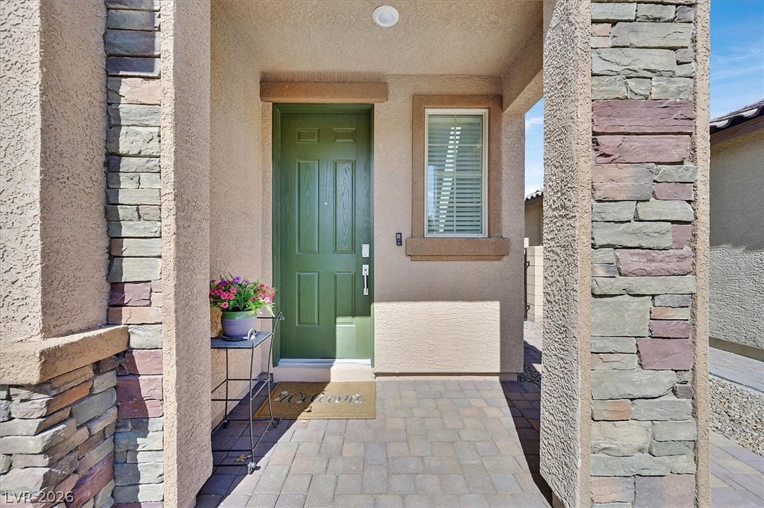Photo 3 of 1102 Edel Hest Avenue