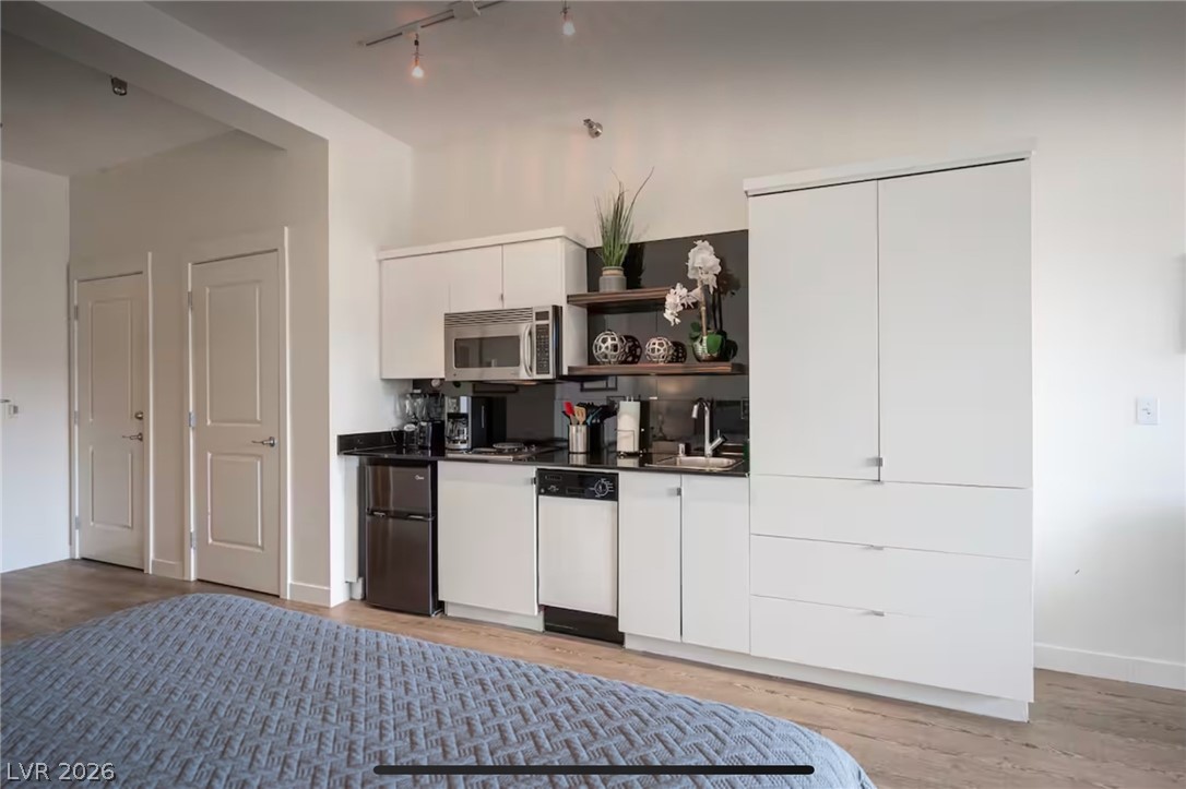 Photo 6 of 14, 29 Montelago Boulevard #509