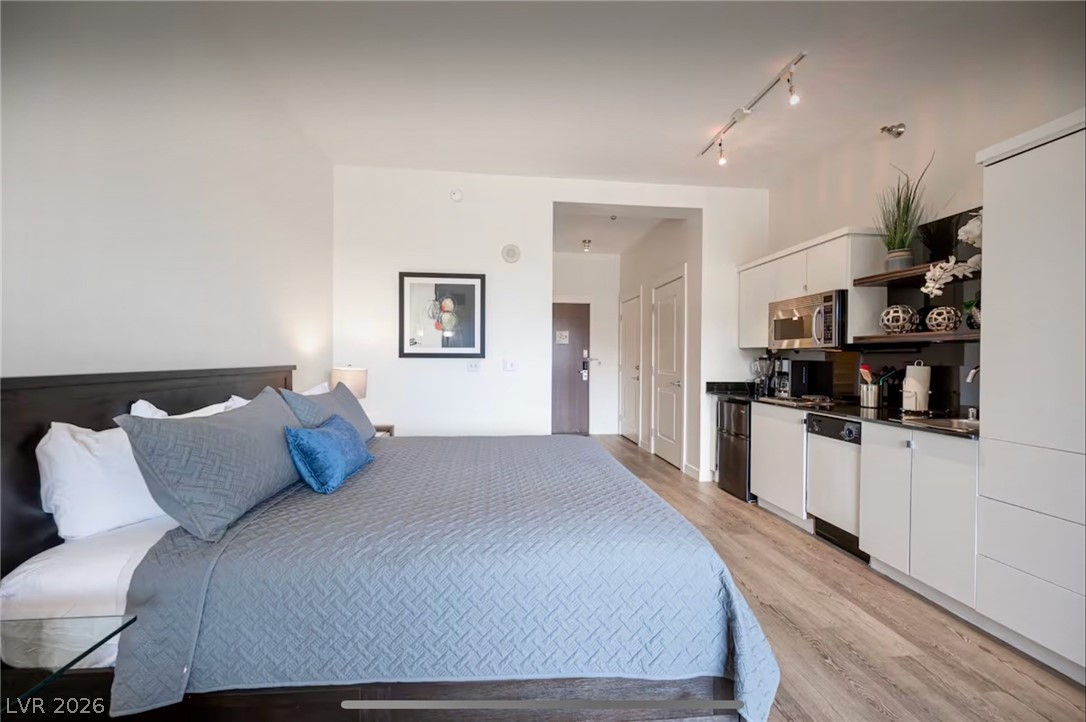 Photo 8 of 14, 29 Montelago Boulevard #509