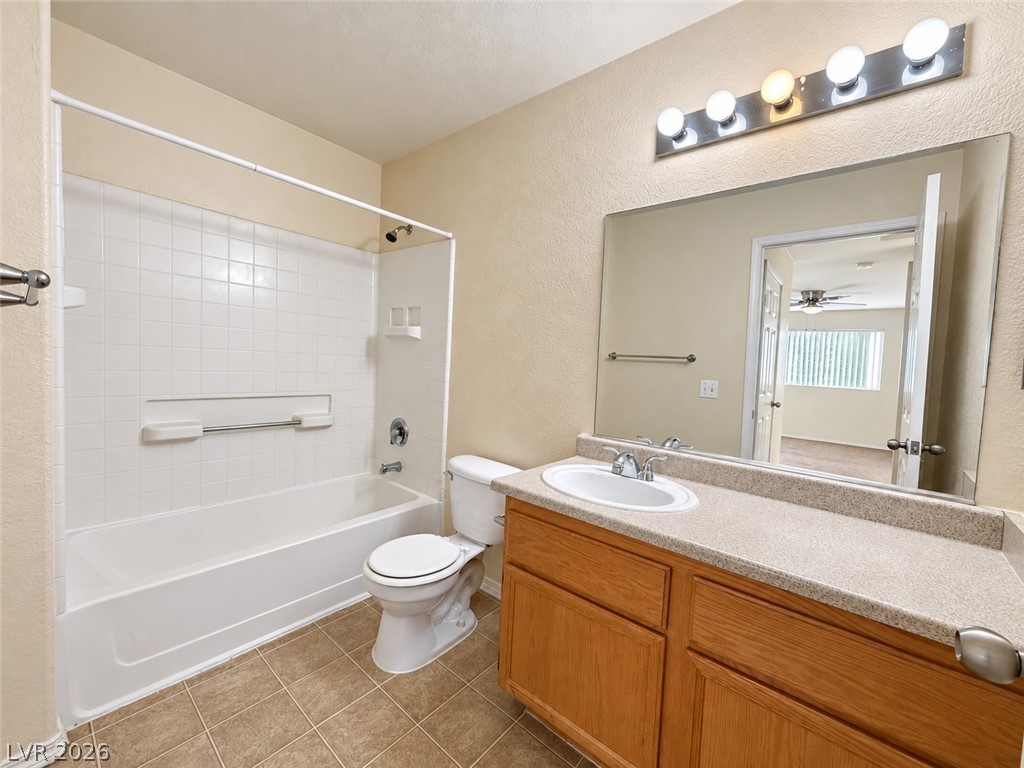 Photo 13 of 15, 4730 E Craig Road #2068