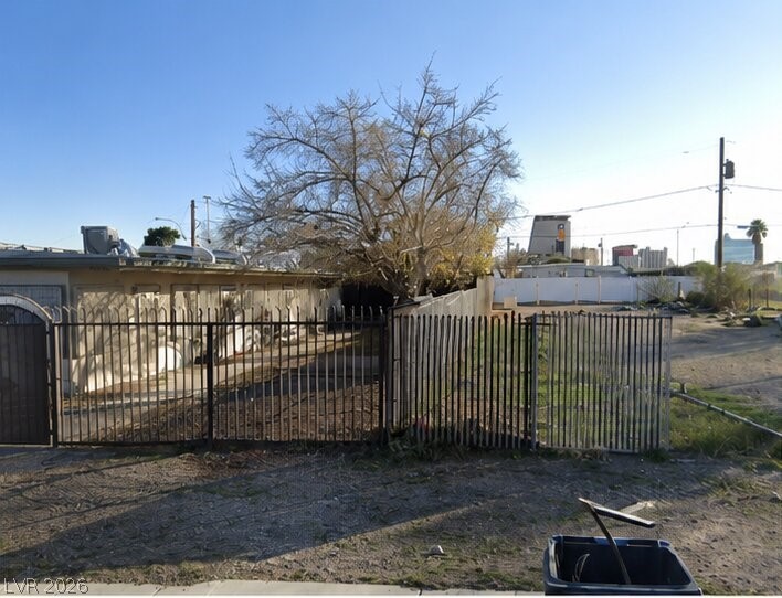 211 Jackson Avenue, Las Vegas 89106