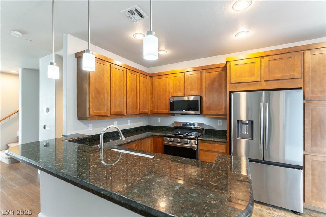 Photo 10 of 25, 9050 W Tropicana Avenue #1107