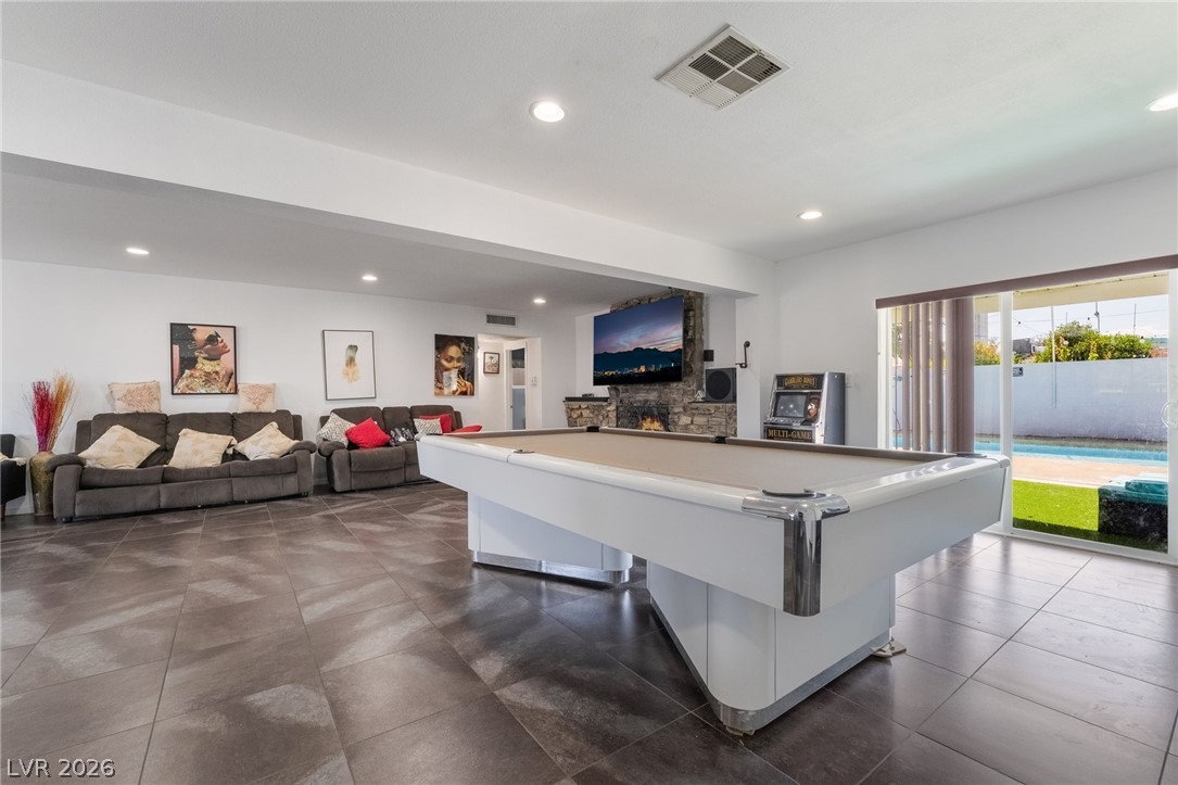 Photo 10 of 43, 2200 Santa Ynez Drive