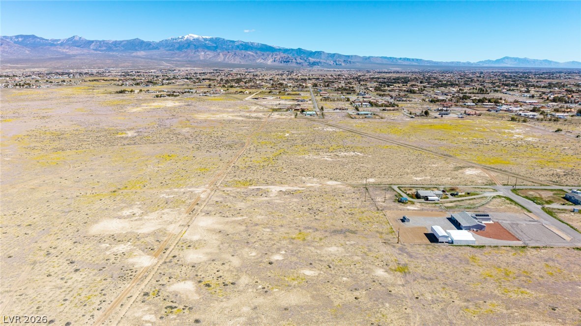 Photo 11 of 13, 2331 W Flamingo Road
