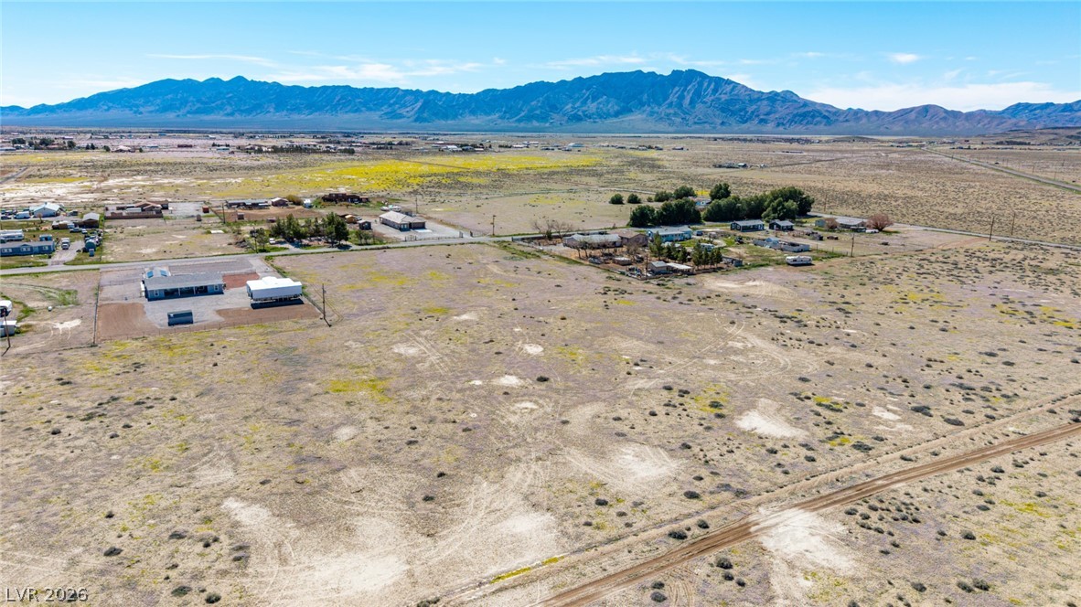Photo 2 of 2331 W Flamingo Road