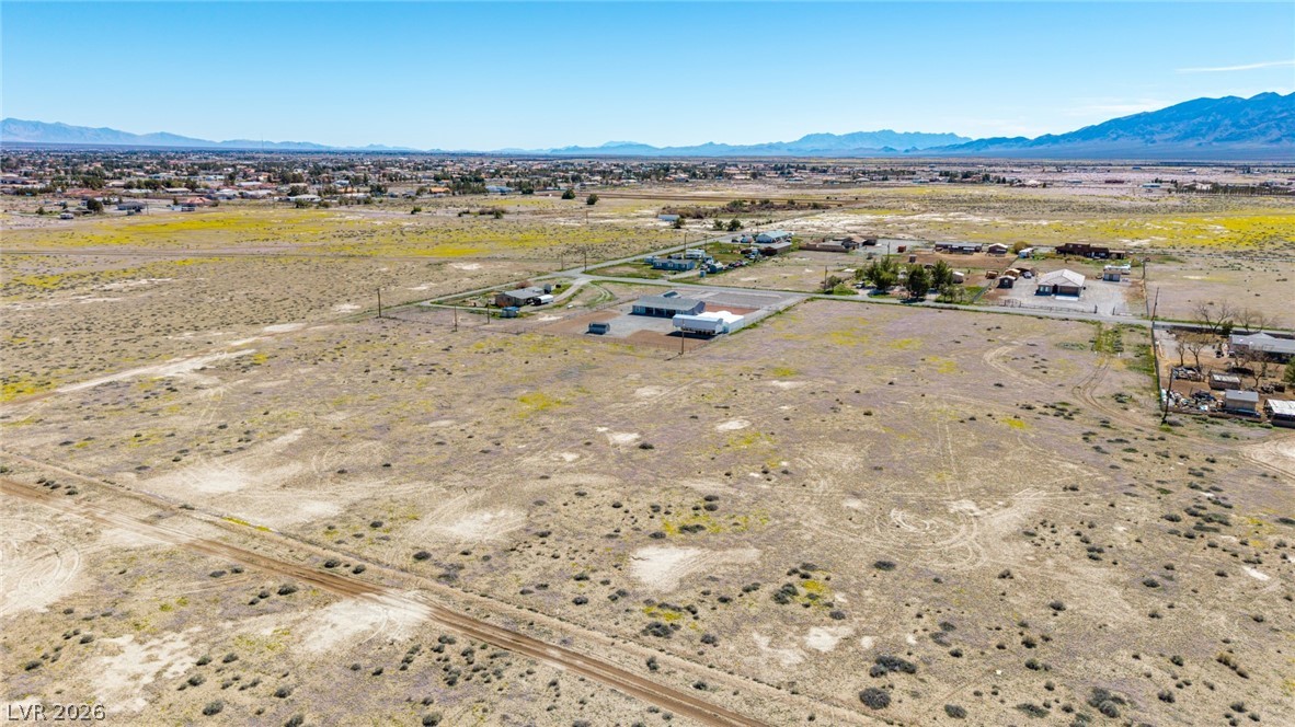 Photo 4 of 2331 W Flamingo Road