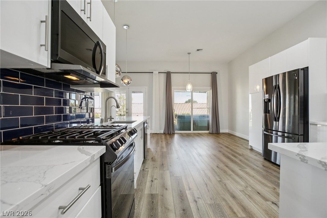 Photo 9 of 37, 2504 Youngdale Drive