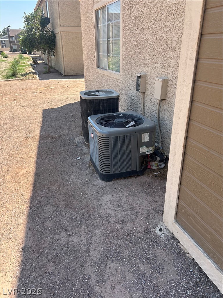 Photo 9 of 28, 2722 Alicialynn Way