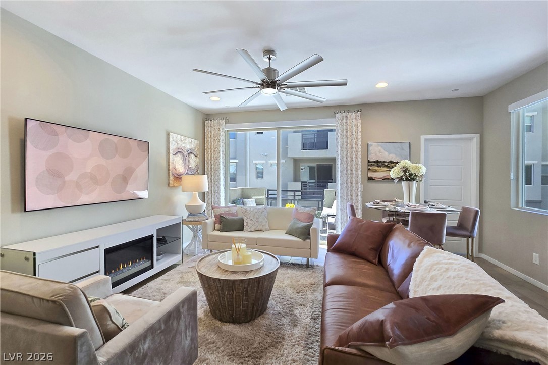 Photo 6 of 32, 11256 Rainbow Peak Avenue #202