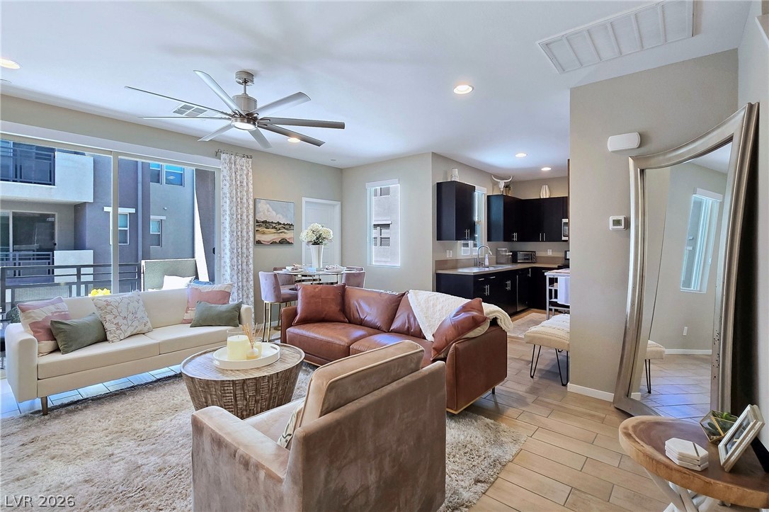 Photo 5 of 11256 Rainbow Peak Avenue #202