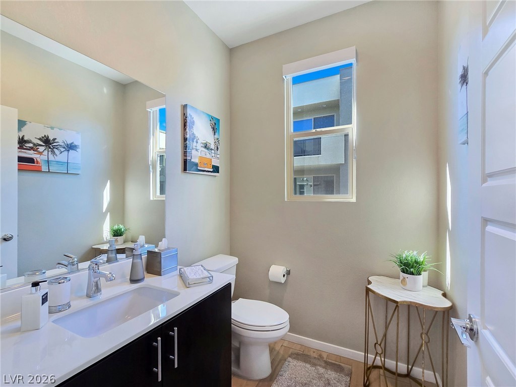 Photo 11 of 32, 11256 Rainbow Peak Avenue #202