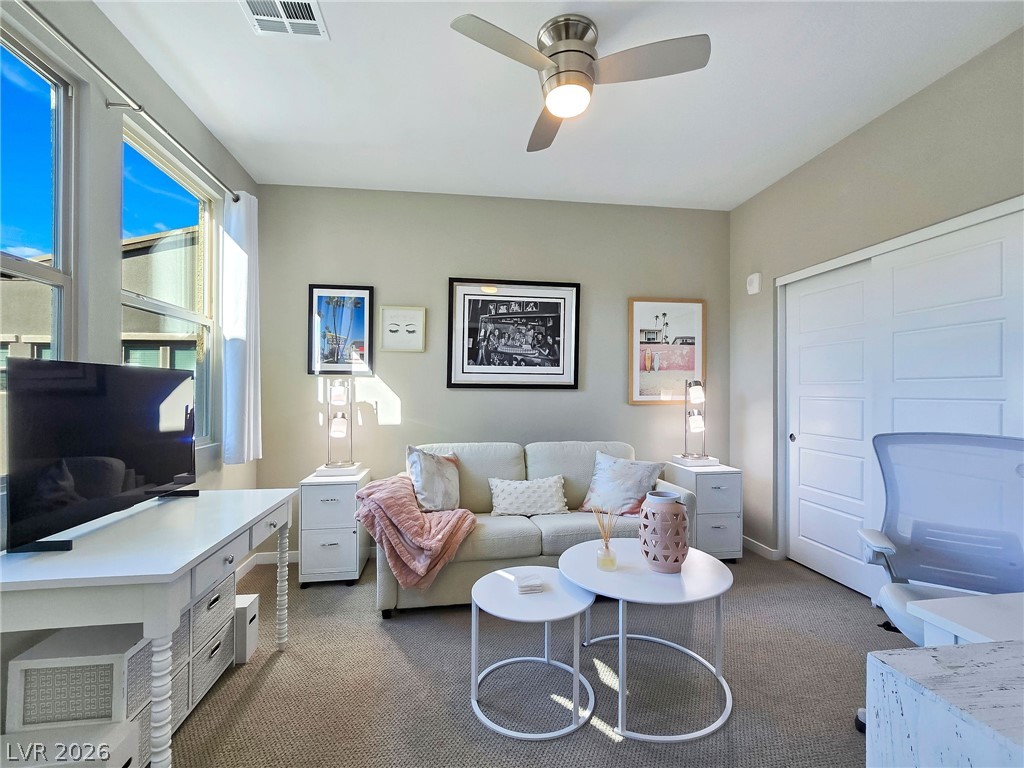 Photo 22 of 32, 11256 Rainbow Peak Avenue #202